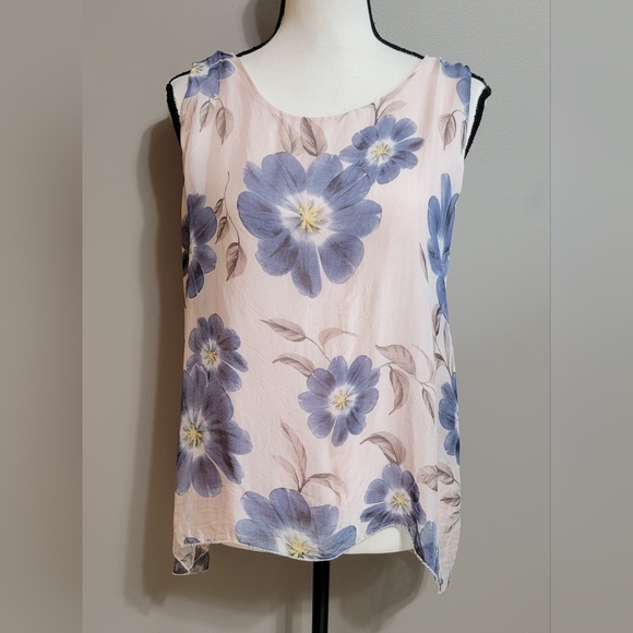 M Tops - Italian Silk Blend Sleeveless Top
